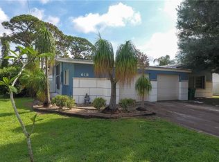 613 N Coconut Ave N, Port Saint Lucie, FL 34952