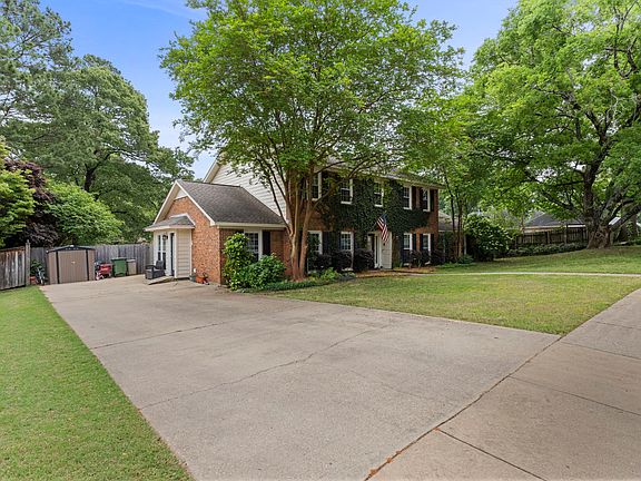 2nd image of 431 Duckworth Dr