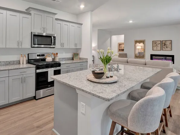 4225 Shelby Rd, Millington, TN 38053