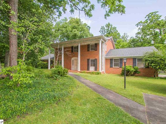 3rd image of 316 Bella Vista Dr