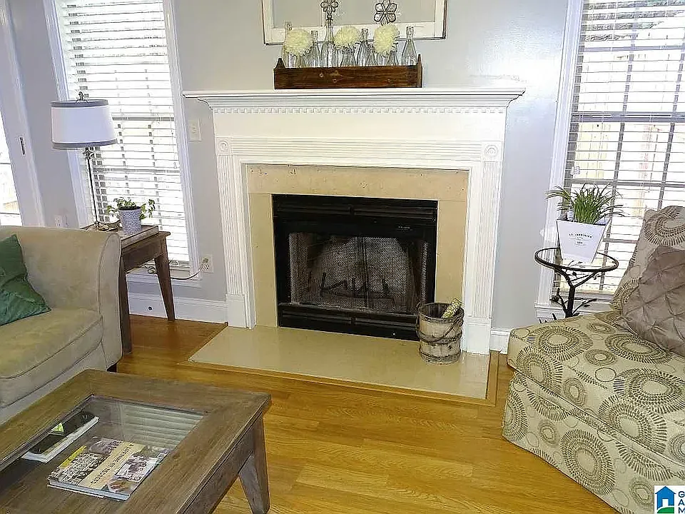 3 bed, 2.5 bath, 1840 sqft, $1,680 — Photo 4