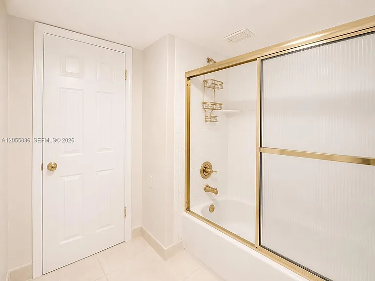 401 Briny Ave #605 — Photo 15