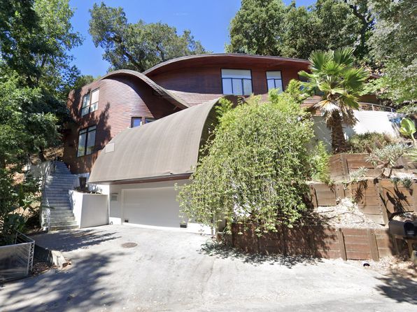 3527 Oak Knoll Dr
