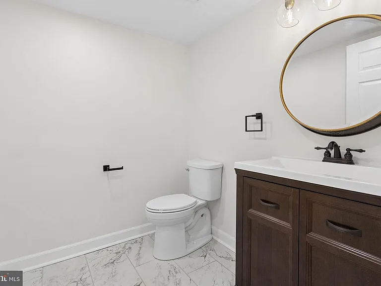 771 Barton Run Blvd — Photo 4