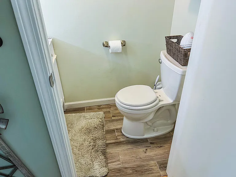 28 Heather Cir #1 — Photo 11