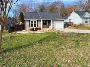 14028 Eden Ct, Pineville, NC 28134