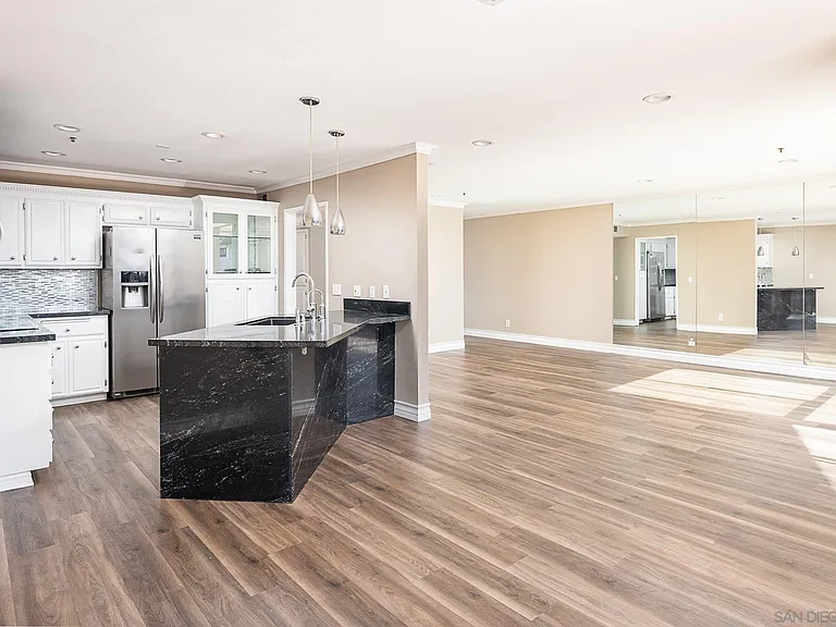 2424 Front St #19 — Photo 13