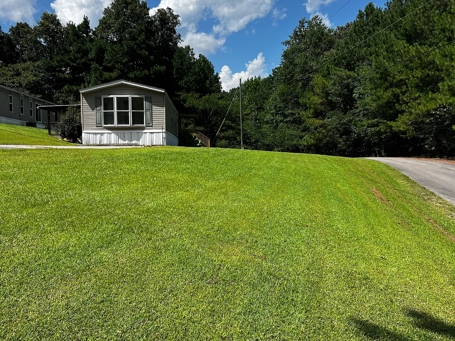 3 bed, 1280 sqft, $1,250 — Photo 1