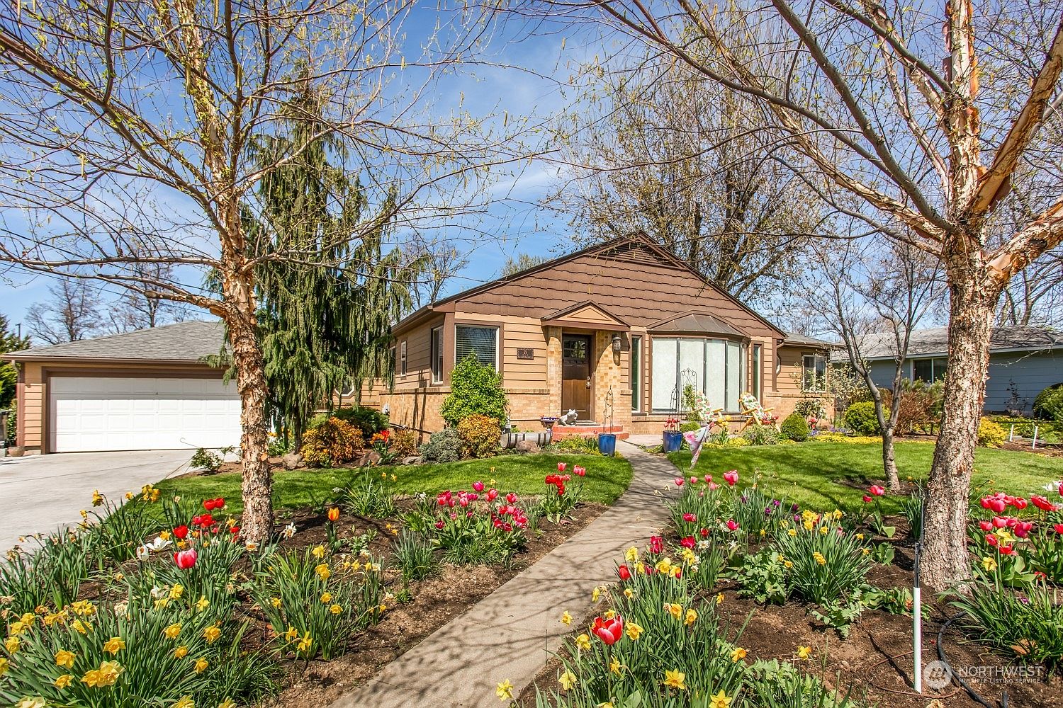 29 NE C Street, College Place, WA 99324 MLS NWM2061497 Zillow