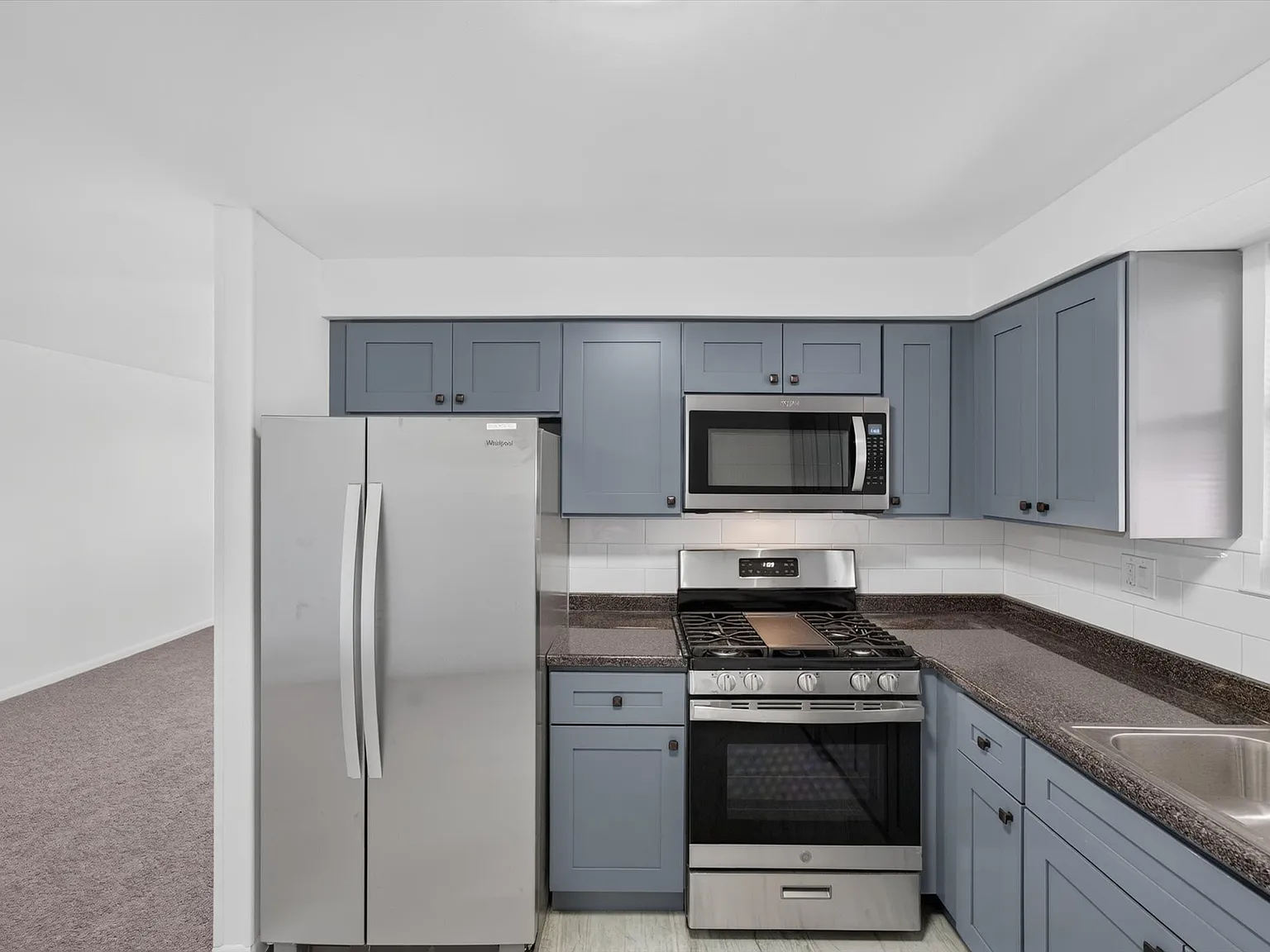 3 bed, 1700 sqft, $1,950 — Photo 4