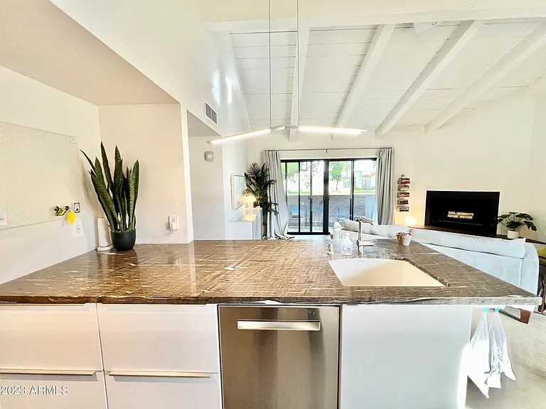 6459 N 77th Way — Photo 7
