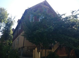 31 Woodlawn St, Jamaica Plain, MA 02130