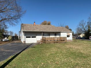 209 W Lewis St, Pleasant Hope, MO 65725