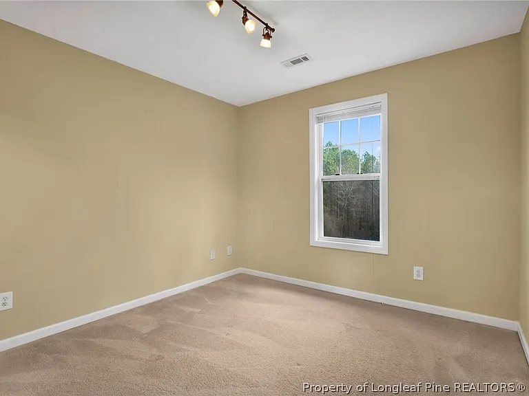 75 Countess Ct — Photo 20