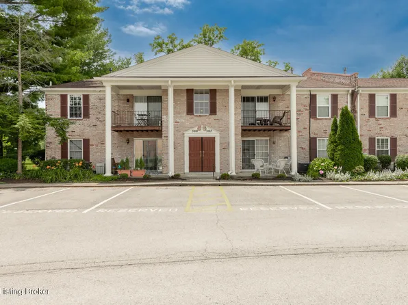 506 Logsdon Ct, Douglass Hills, KY 40243