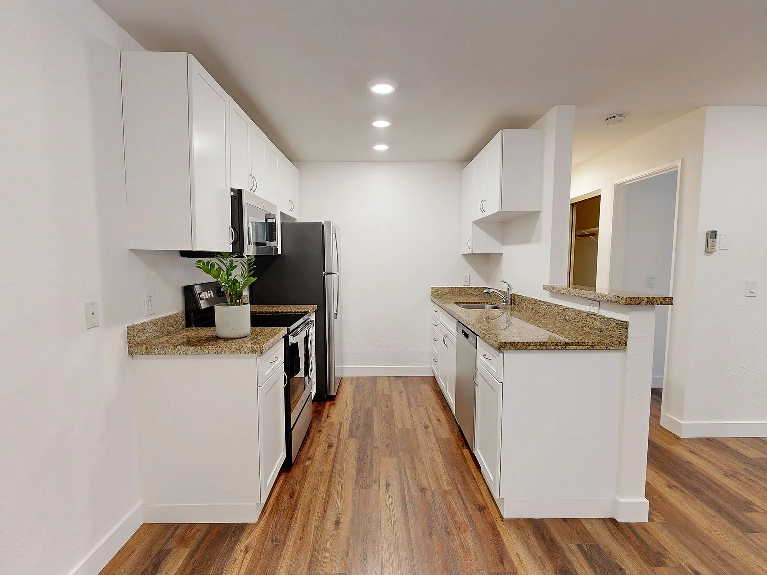 Orchard Glen — Photo 4