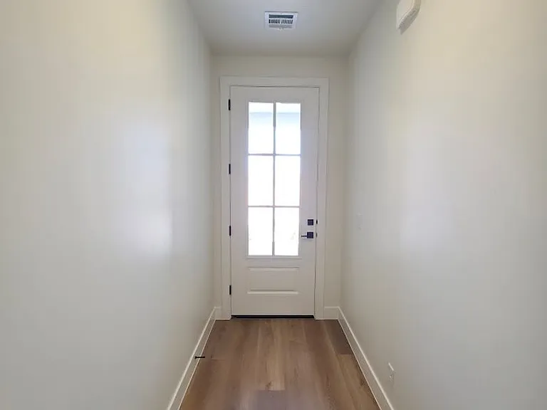 6119 S Cygnus Dr — Photo 2