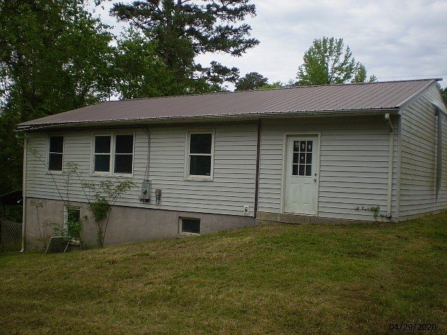 2nd image of 324 Wickham St