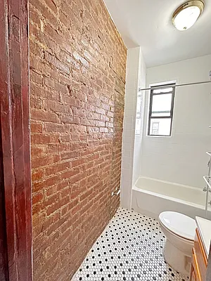 Rented by Brooklyn Property Group LLC | media 9