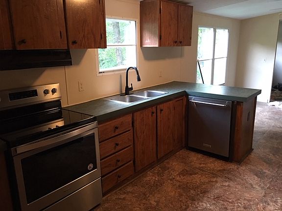 5th image of 7612 Camden Rd