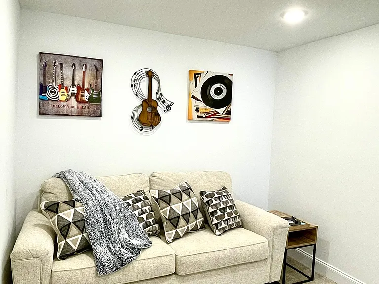 2321 Aniston Ct — Photo 13
