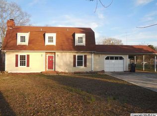 59 Meadow Ln, Decatur, AL 35603