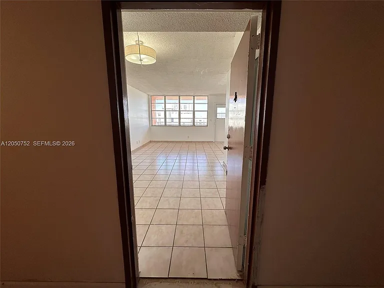 2025 NE 164th St #1008 — Photo 6