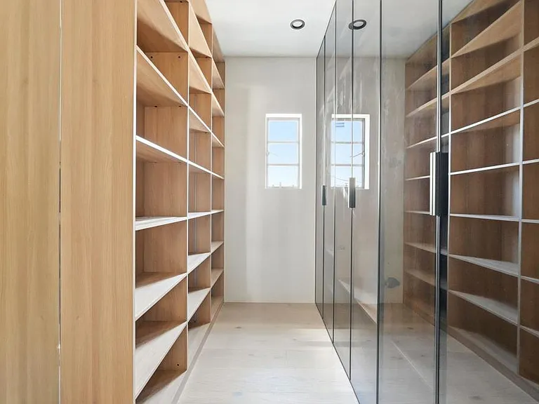160 N Stanley Dr — Photo 34