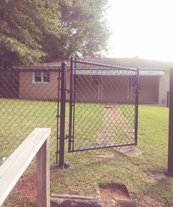 1st image of 331 Caulder Ave