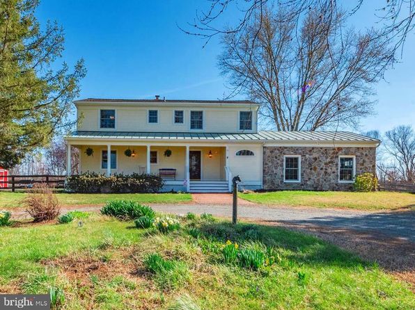 17029 Hamilton Station Rd, Hamilton, VA 20158