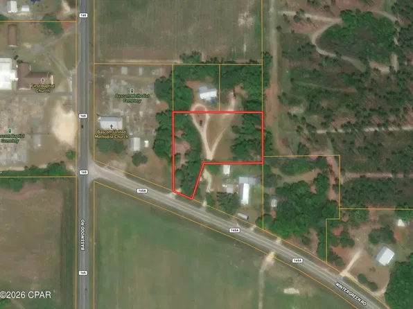 5302 Wintergreen Rd, Bascom, FL 32423