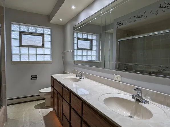 17336 Ridgeland Ave APT 1, Tinley Park, IL 60477