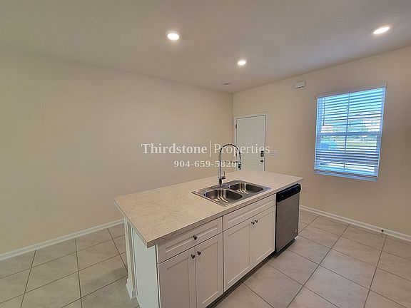 5th image of 40 Red House Cir