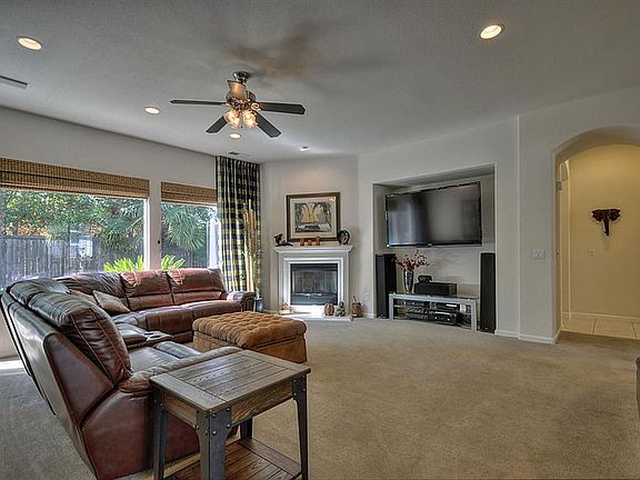 5th image of 3716 Clubside Ln