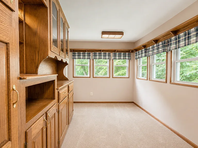 690 Masonic Park Rd — Photo 8