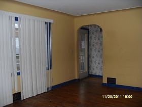 4th image of 130 Love St