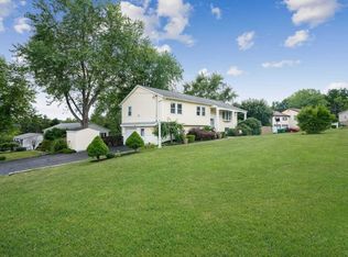 1 Maxwell Pl, Wappingers Falls, NY 12590