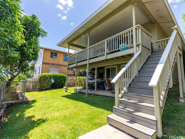 1139 Wanaka St, Honolulu, HI 96818