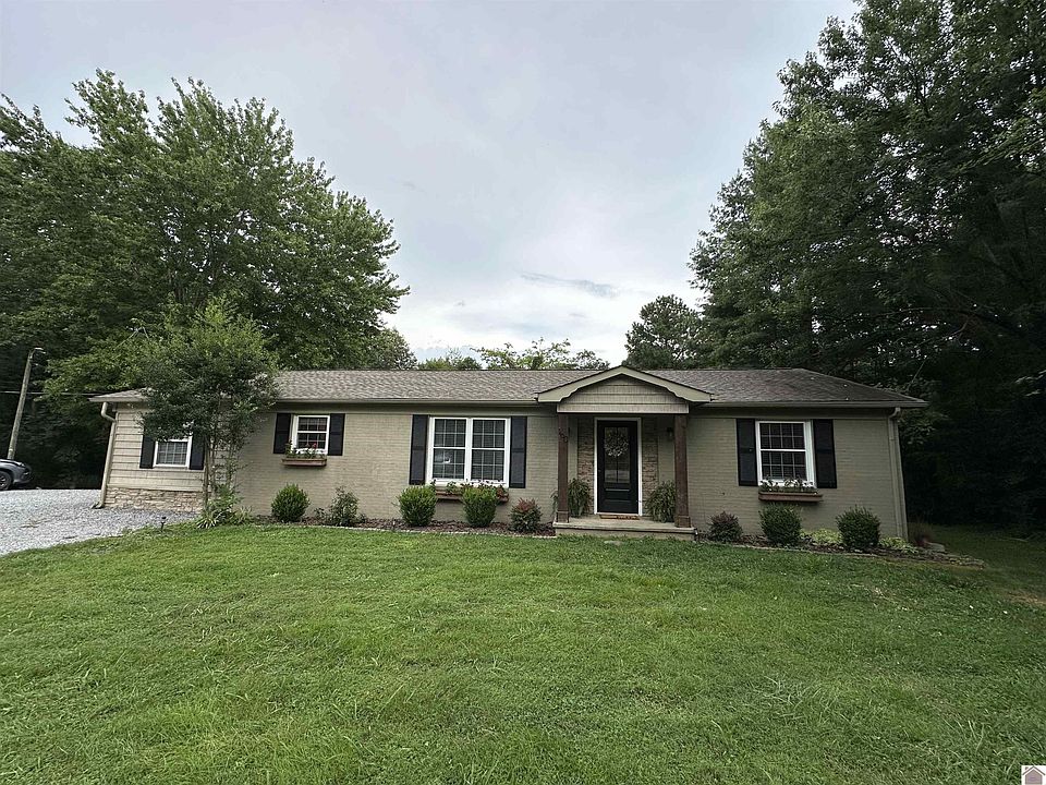 1st image of 160 Woodland Dr