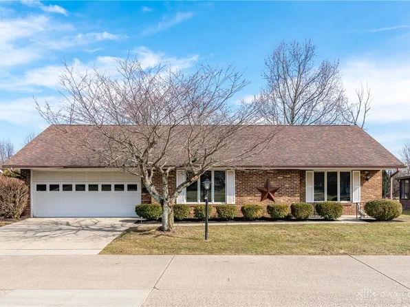 3020 Brixton Dr E, Springfield, OH 45503