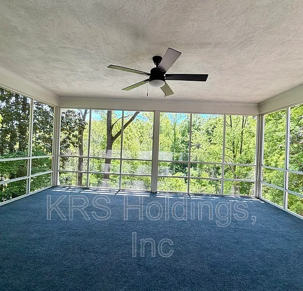 6048 Rhonda Rd — Photo 15