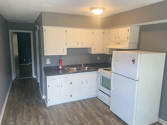 3rd image of 812 W 27th St #11039382