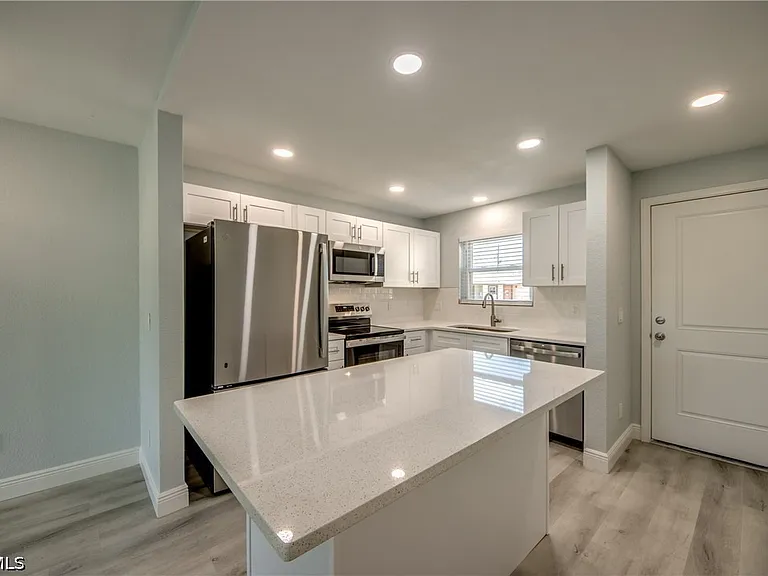16881 Davis Rd #116 — Photo 5