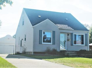 21930 Revere St, Saint Clair Shores, MI