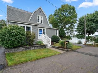 58 Saunders St, Weymouth, MA 02191