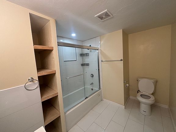 3rd image of 50 Meadowbank Ave Floor 2