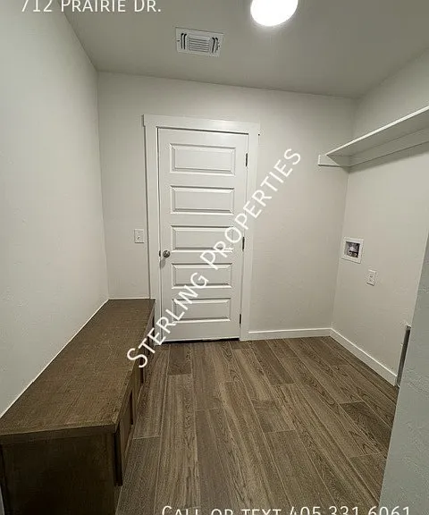 712 Prairie Ln — Photo 5