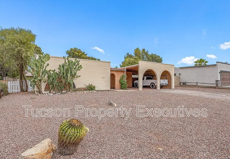 3534 N Palmer Dr — Photo 29