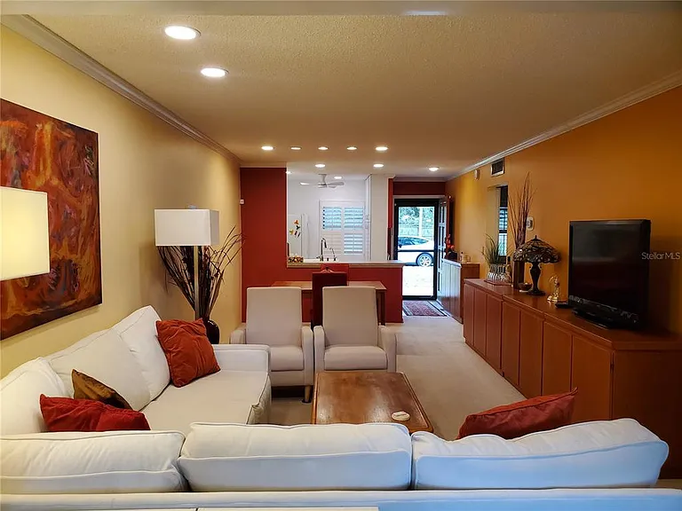 1403 Arrowhead Cir W #13-E — Photo 14