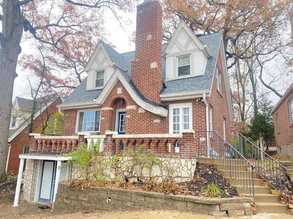 2006 S Brentwood Blvd